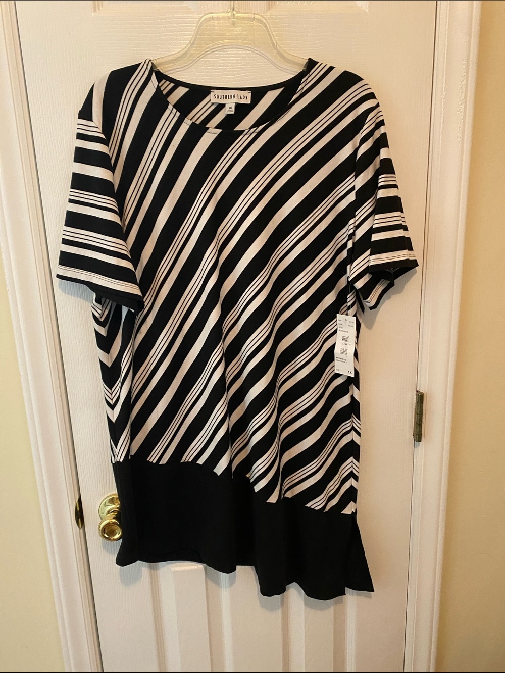 Southern Lady Black & White Diagonal Stripe Tunic